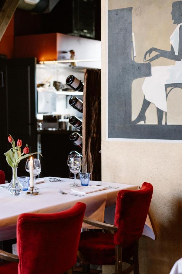 Amadeus Restaurant & Boutique Hotel Well  Exteriör bild